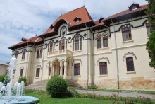 Casa De Cultura Tudor Musatescu Din Campulung Muscel